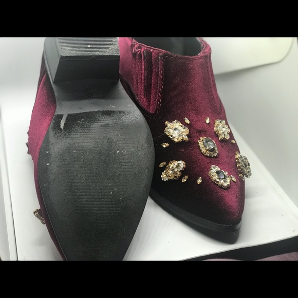 LolaShoetique Red ankle booties - Picture 6 of 6